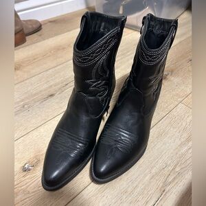 Black Leather Western Boots